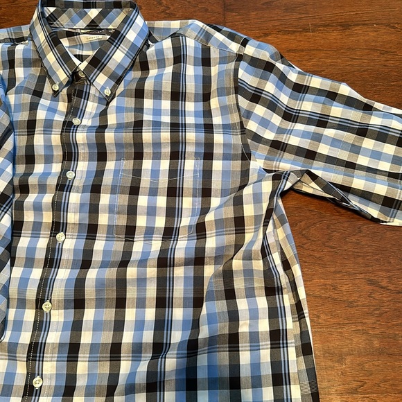 Van Heusen XL - Picture 2 of 4